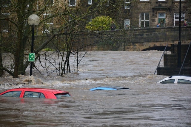 flooding-submerged-cars-flood-insurance-Reazo-real-estate
