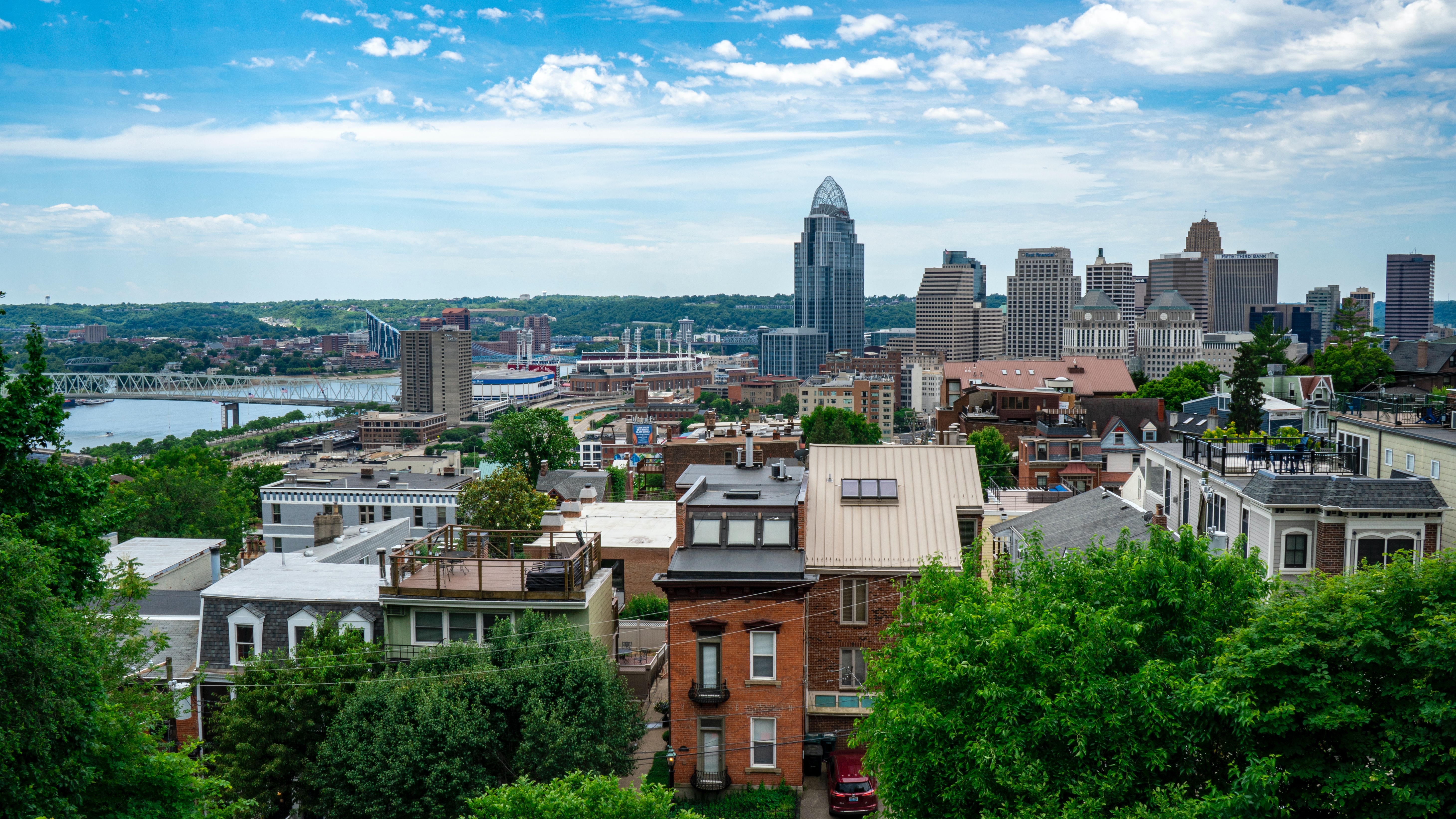 Cincinnati-skyline-houses-bought-from-investor-homeownership-Reazo